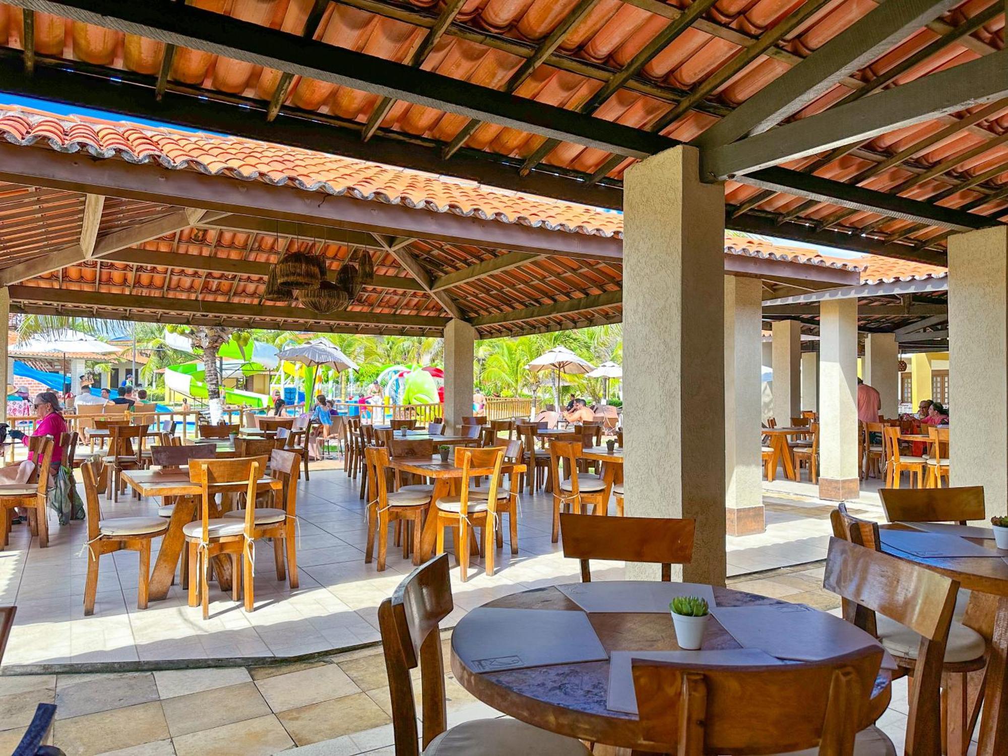 Jangadeiro Praia Hotel Resort - Parque Aquatico E Pe Na Areia Aquiraz Ngoại thất bức ảnh